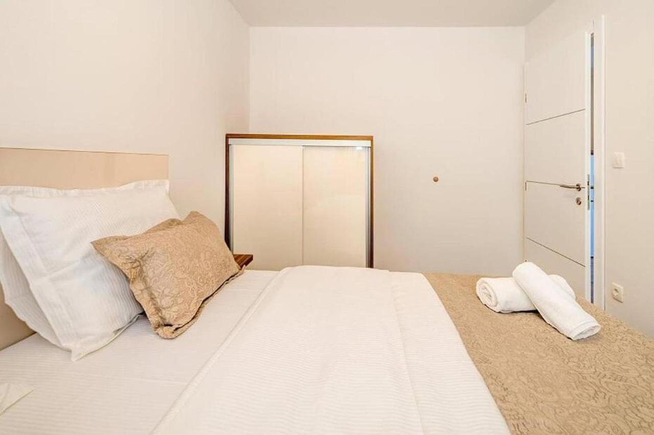 Villa Ivo Promajna Bagian luar foto